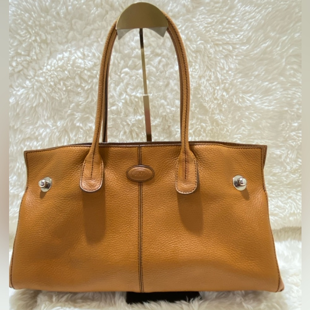 TOD'S PRE-LOVED ALL LEATHER SATCHEL